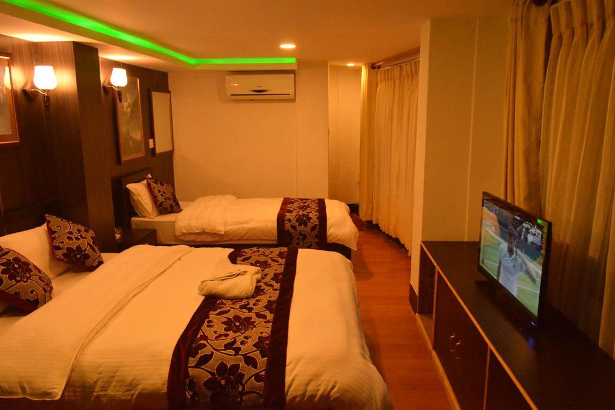 Hotel Holiday Inn Katmandu Zewnętrze zdjęcie