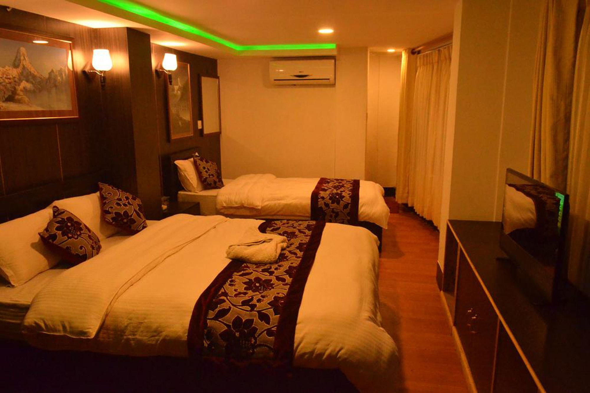 Hotel Holiday Inn Katmandu Zewnętrze zdjęcie